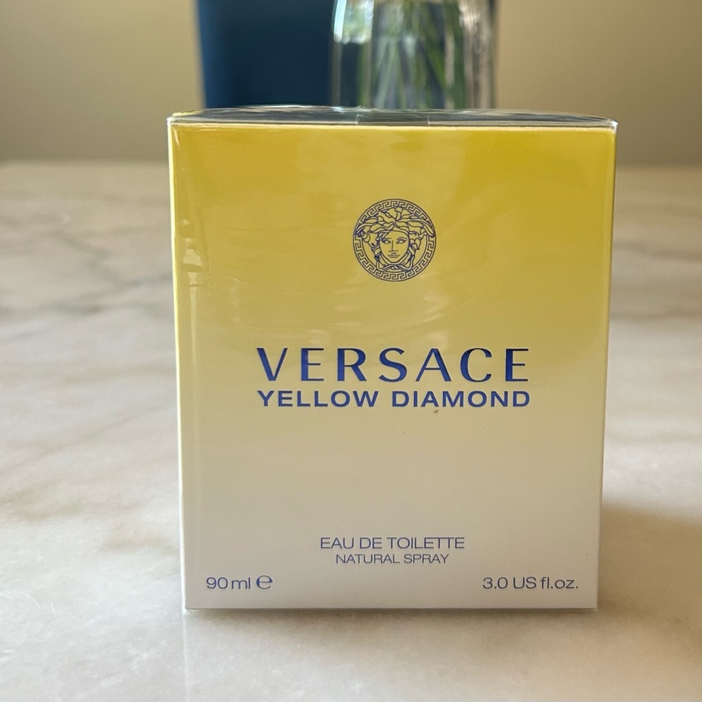 Versace NEW💛 - Picture 6 of 6